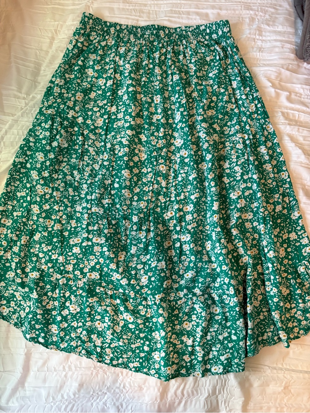 Floral Green High-Low Tiered Midi Skirt - Picture 3 of 6